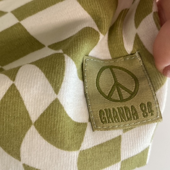 FUN GHANDA Green & White tank top size 10 retro groovy style with ghanda logo - Picture 9 of 10